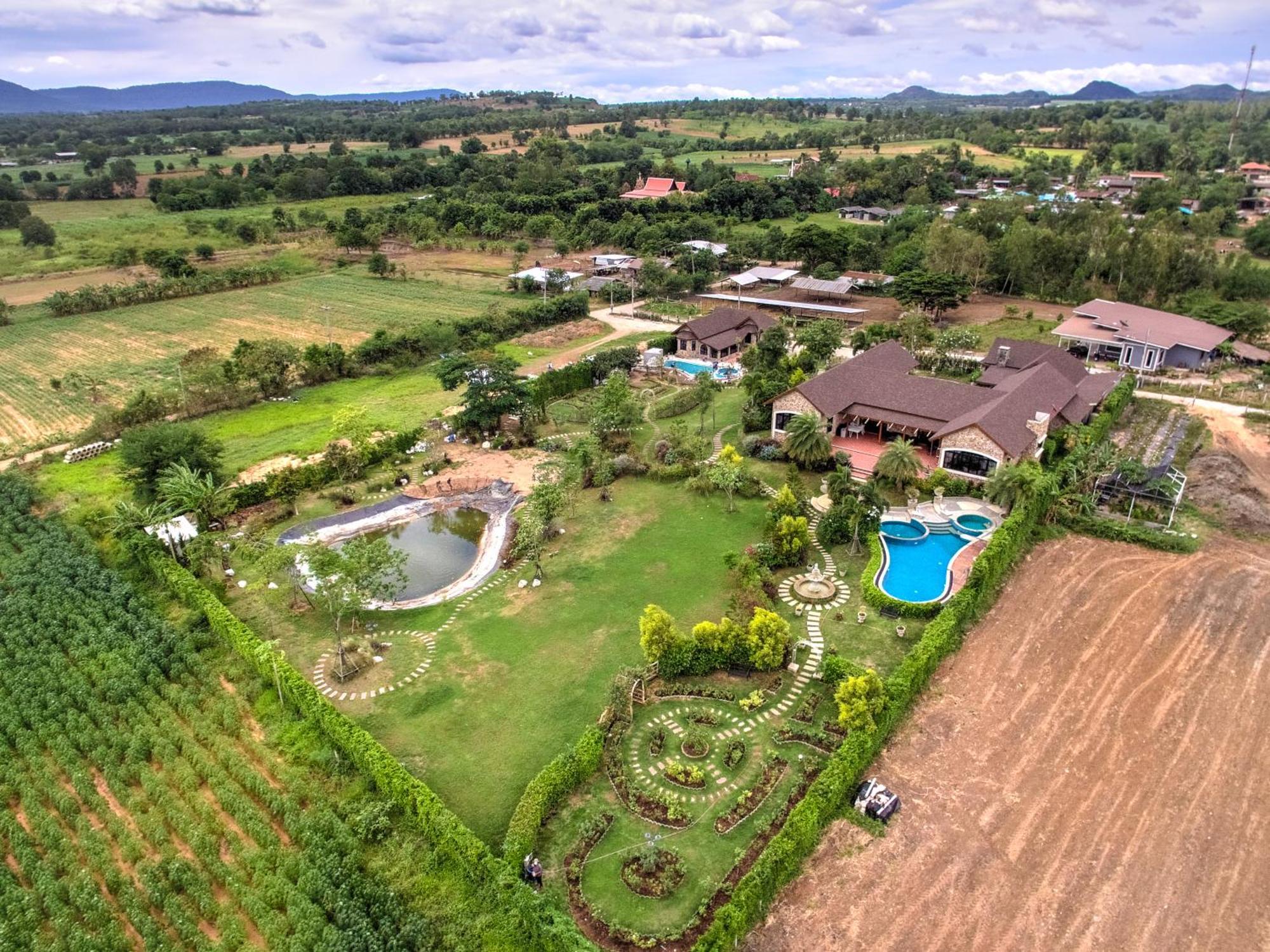Chateau De Prim Khao Yai Ban Sap Phlu Exterior photo